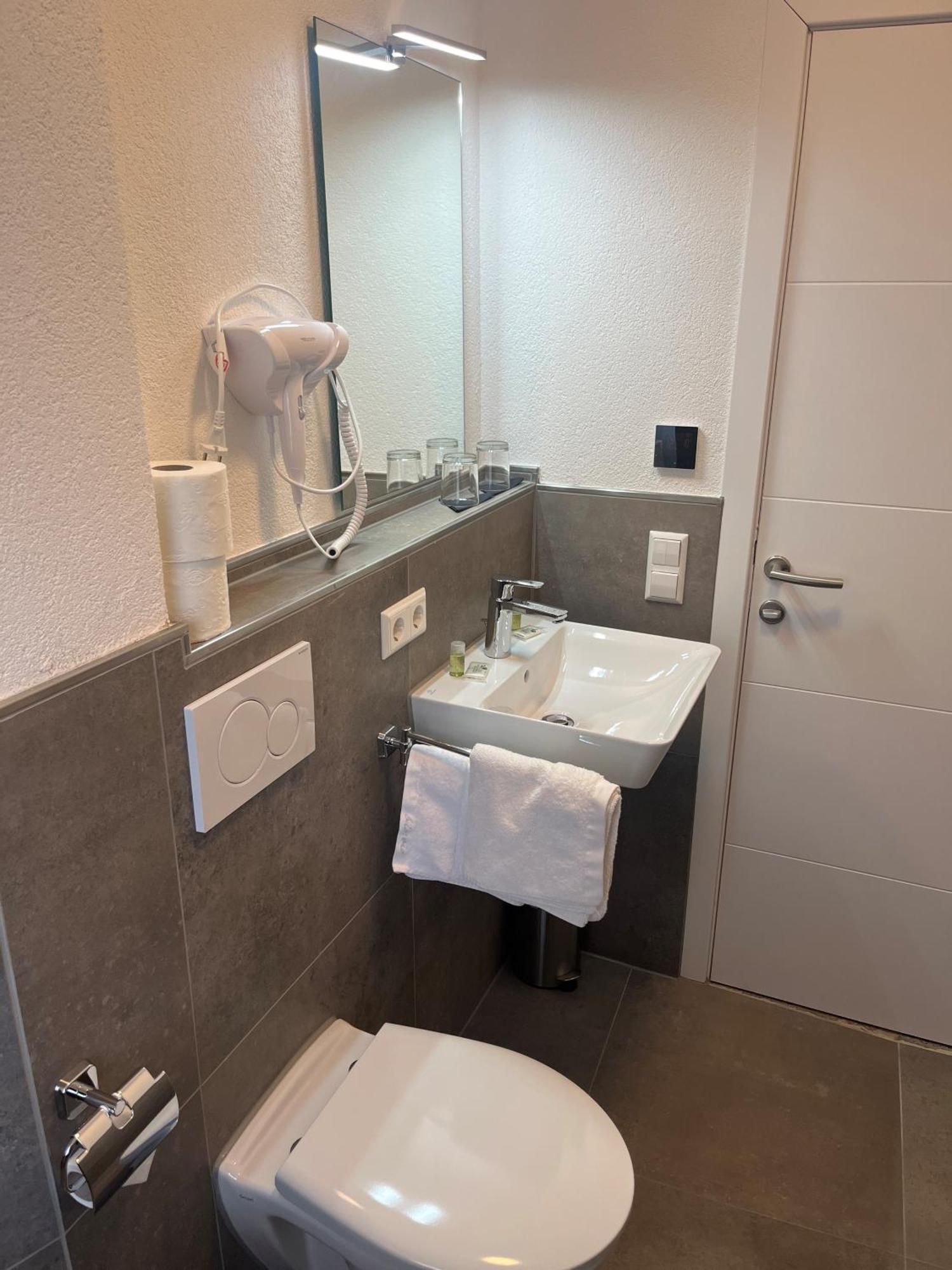 Hotel Seeadler 腓特烈港 外观 照片